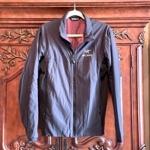 Mens medium gray arc’teryx jacket